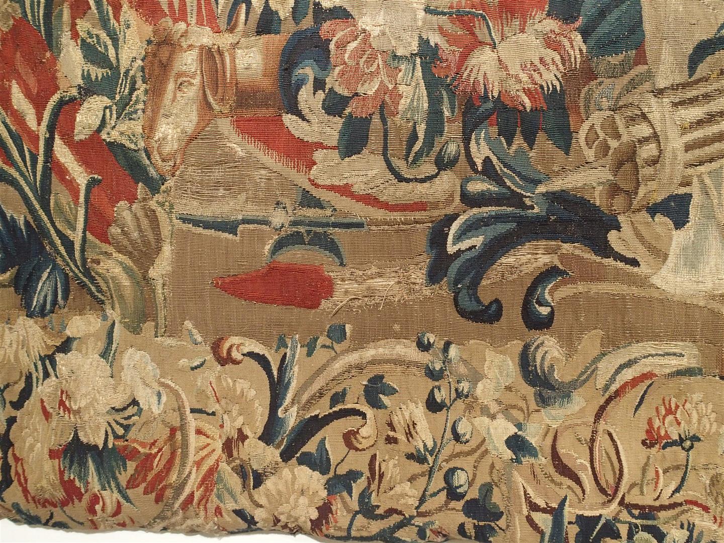 Antique French Beauvais Tapestry from the Late 17th Century - Le