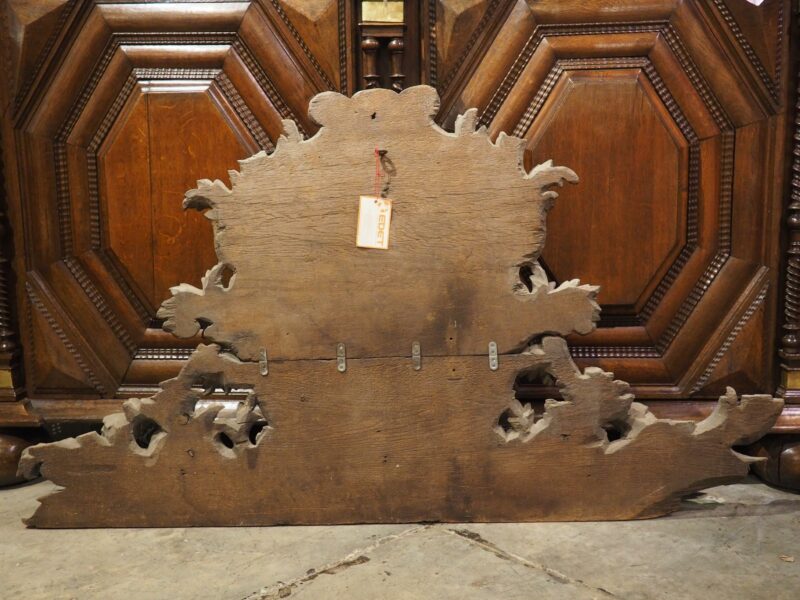 18th Century French Carved Oak Chateau Overdoor with Central Coat of Arms - Image 3