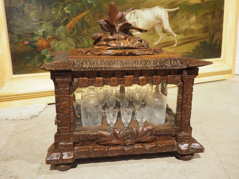 19th Century French Black Forest Cave A Liqueur with Etched Glass Hunting Motifs - Image 13