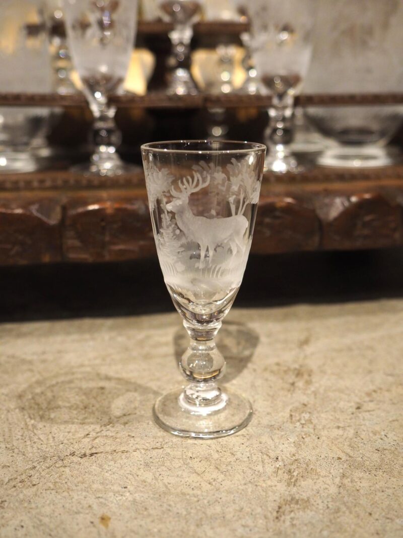 19th Century French Black Forest Cave A Liqueur with Etched Glass Hunting Motifs - Image 15