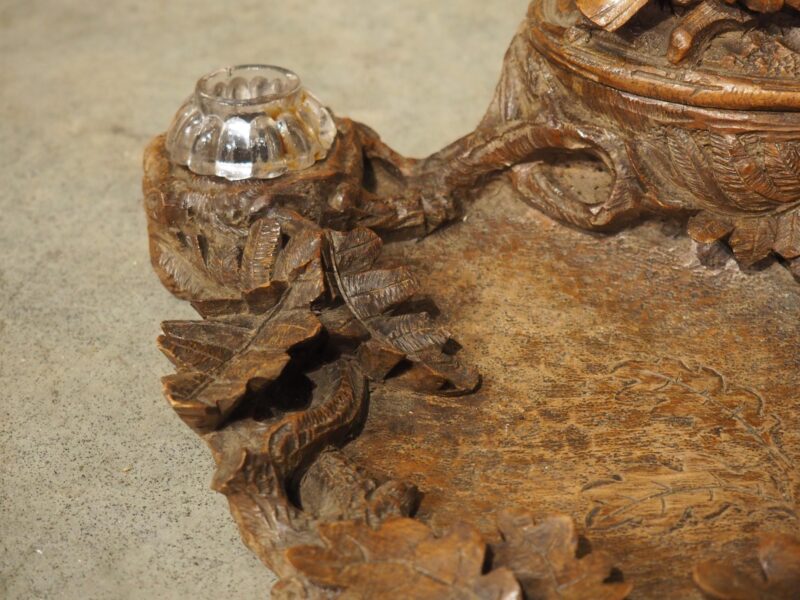 Antique French Black Forest Carved Inkwell with Oak Leaves and Birds, Circa 1890 - Image 4