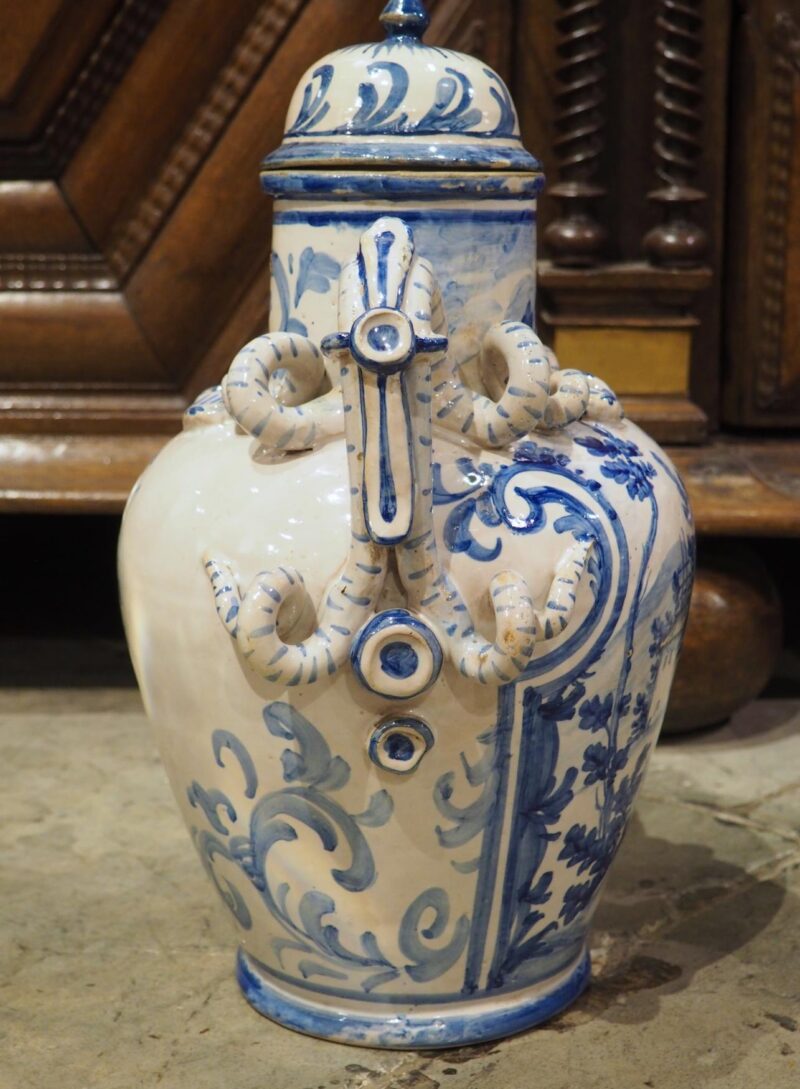 Antique Blue and White Lidded Vases from Savona, Italy, Circa 1800 - Image 15