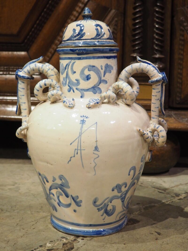 Antique Blue and White Lidded Vases from Savona, Italy, Circa 1800 - Image 16