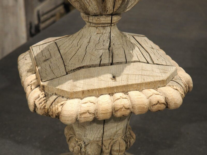 18th Century French Pot Feu Finial in Carved Oak - Image 6