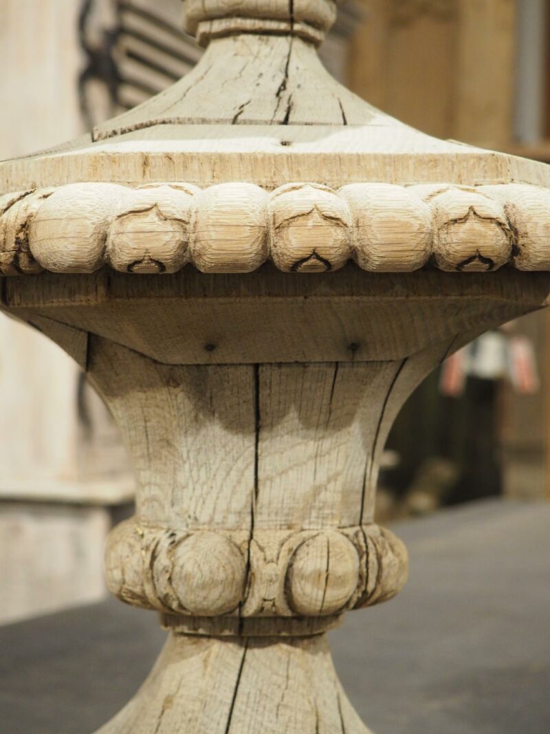 18th Century French Pot Feu Finial in Carved Oak - Image 8