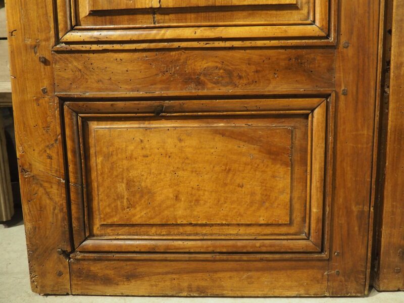 Pair of Tall 18th Century Walnut Interior Doors from Aix-en-Provence, France - Image 13