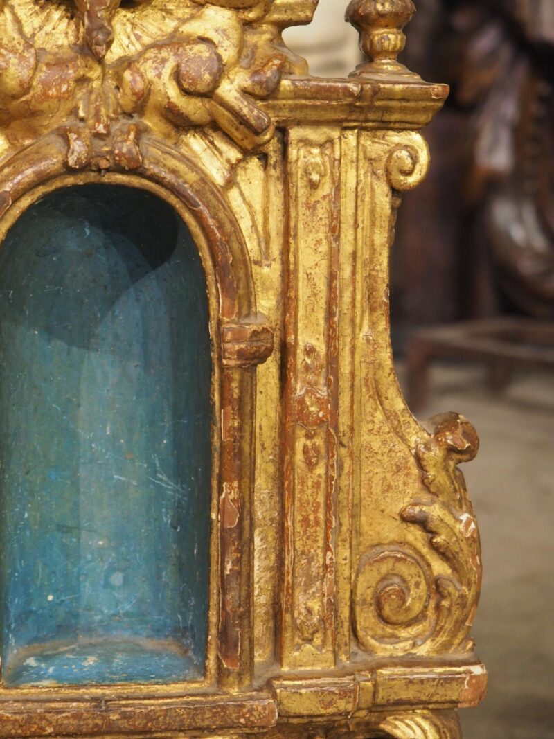 Small and Unique 18th Century Italian Giltwood Altar Niche on Stand - Image 5