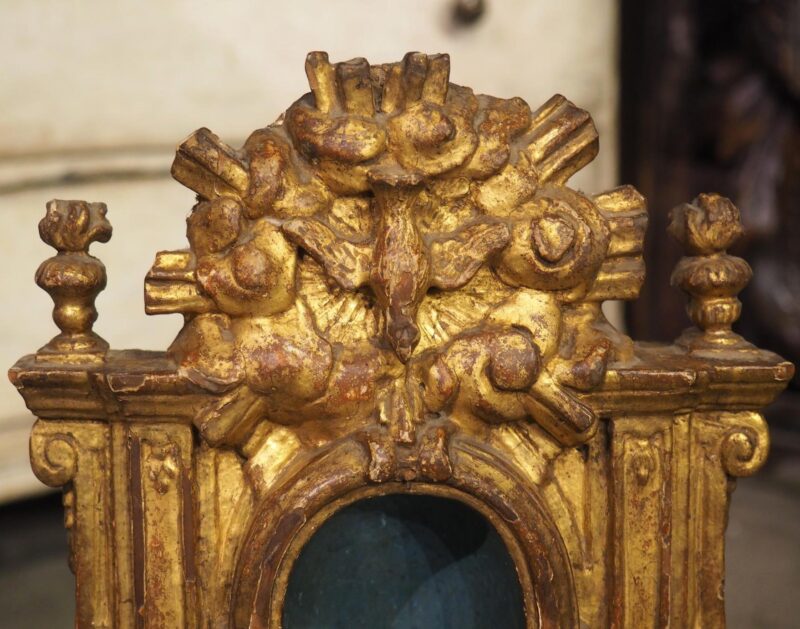 Small and Unique 18th Century Italian Giltwood Altar Niche on Stand - Image 6