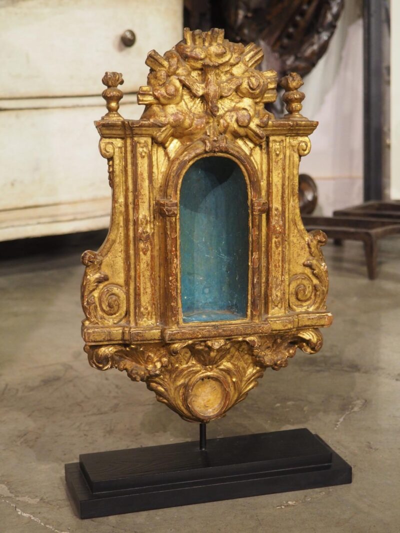 Small and Unique 18th Century Italian Giltwood Altar Niche on Stand