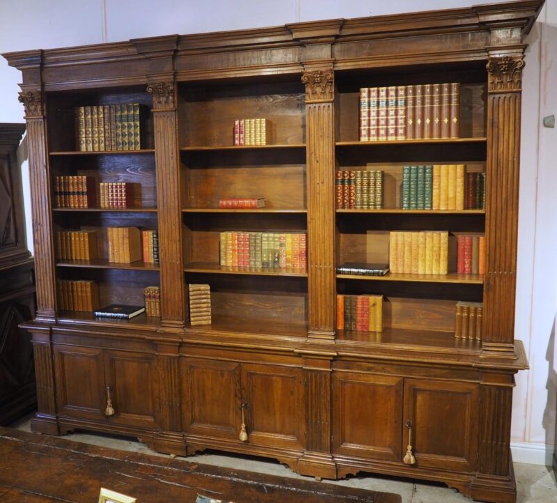 Antique Italian Neoclassical Walnut Wood Triple Bookcase - Image 3