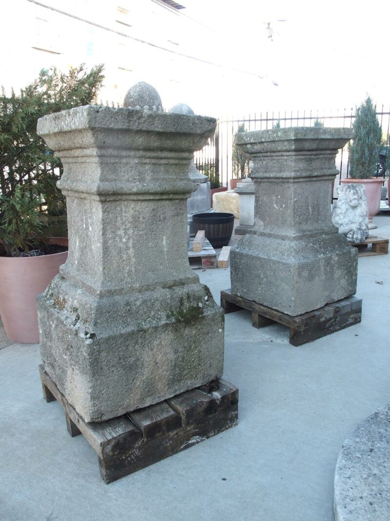 Pair of Large Carved Antique Stone Pedestals, South of France, Early 1800s - Image 3