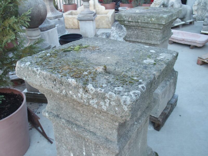 Pair of Large Carved Antique Stone Pedestals, South of France, Early 1800s - Image 4