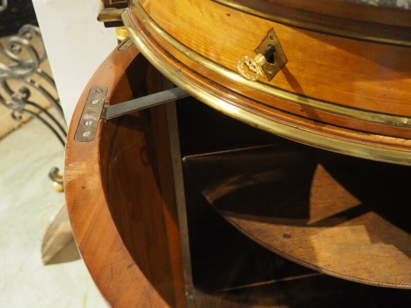 Period French Louis XVI Demi-Lune Buffet in Mahogany and Lemonwood, Circa 1780 - Image 14