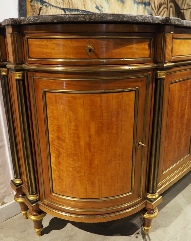 Period French Louis XVI Demi-Lune Buffet in Mahogany and Lemonwood, Circa 1780 - Image 19