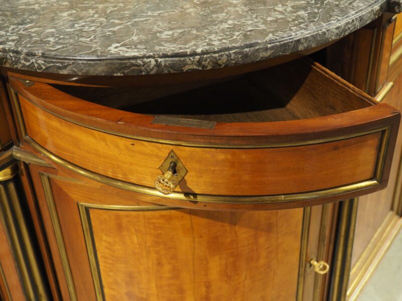 Period French Louis XVI Demi-Lune Buffet in Mahogany and Lemonwood, Circa 1780 - Image 8