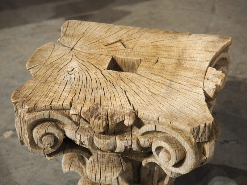 Pair of 18th Century Carved and Weathered Oak Capitals from France - Image 10