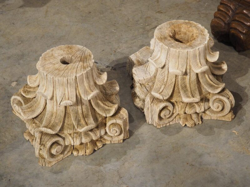 Pair of 18th Century Carved and Weathered Oak Capitals from France - Image 3