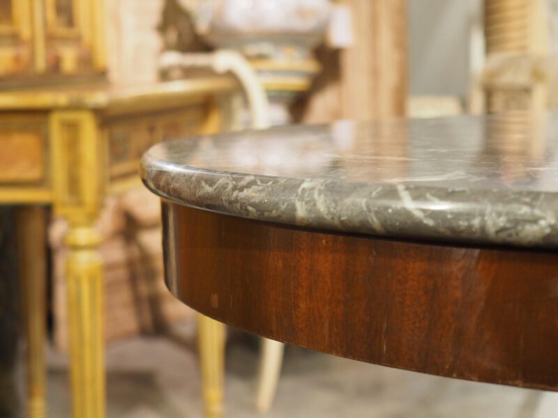 A French Empire Style Mahogany Center Table with Swans and Marble Top, 19th C. - Image 5