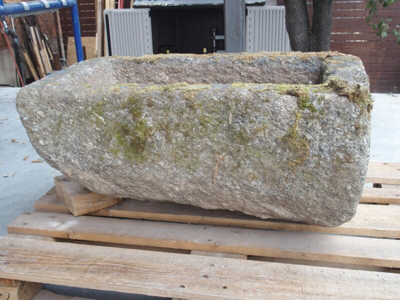 Antique Weathered Rectangular Granite Trough from Brittany, France, 19th Century - Image 2