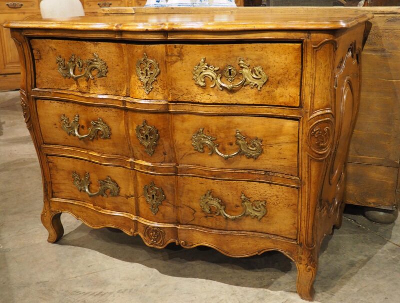 A Period French Louis XV Blonde Walnut Commode Galbé, Circa 1750