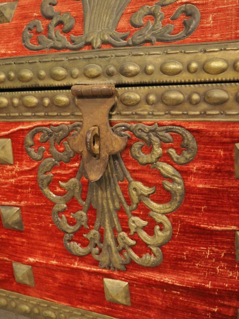 18th Century Domed Venetian Chest with Crimson Velvet and Wrought Iron Hardware - Image 10