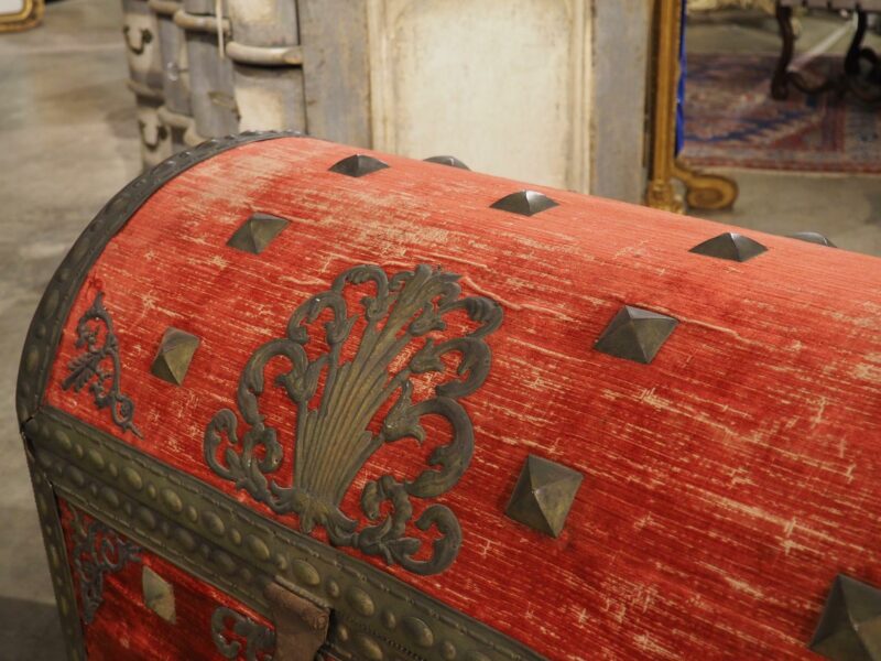 18th Century Domed Venetian Chest with Crimson Velvet and Wrought Iron Hardware - Image 11