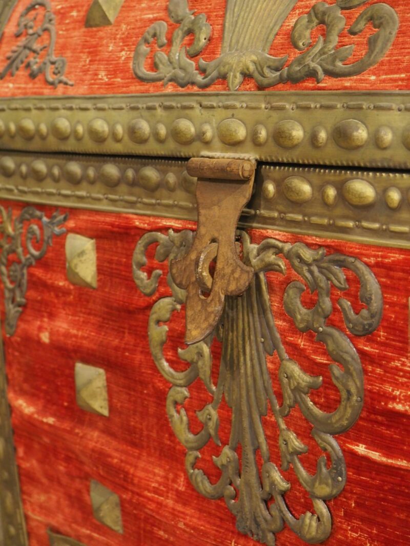 18th Century Domed Venetian Chest with Crimson Velvet and Wrought Iron Hardware - Image 9