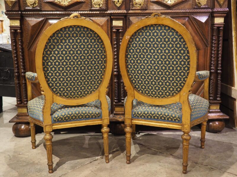 Pair of 19th Century French Giltwood Louis XVI Style Médaillon Armchairs - Image 18