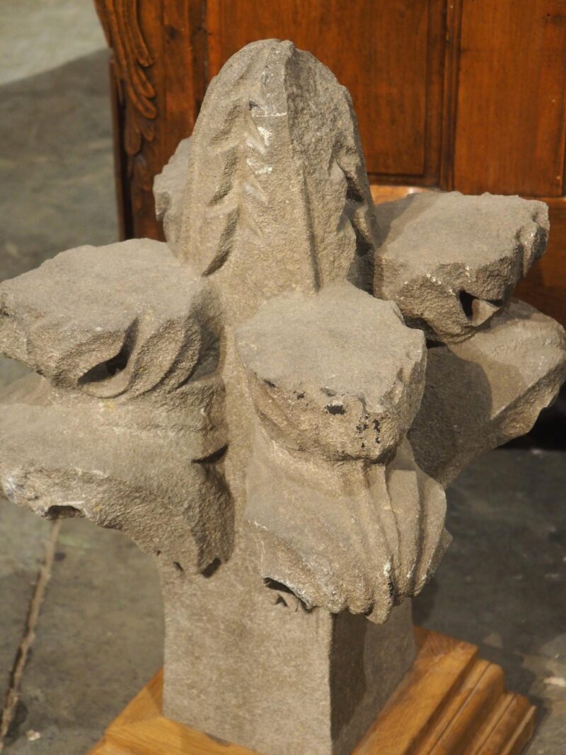 18th Carved Belgian Granite Roof Finial on Contemporary Wooden Plinth - Image 2