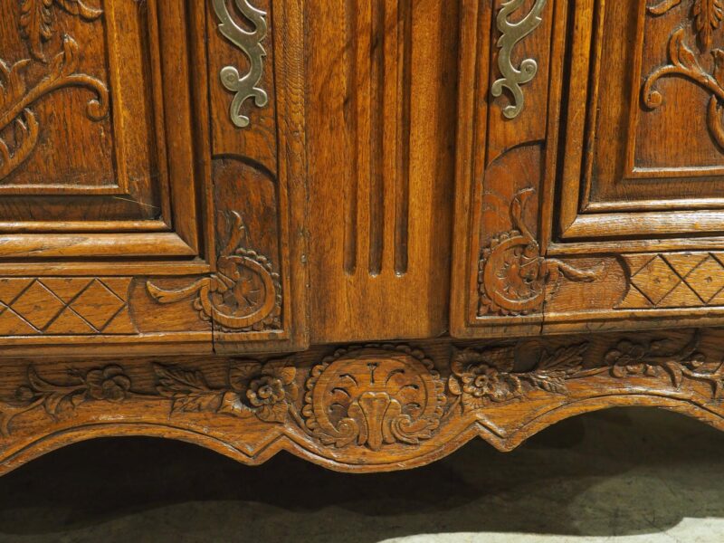 Antique French Oak Buffet with Steel Hardware from Normandy, France, Circa 1830 - Image 10